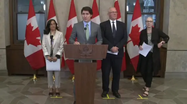 PM Justin Trudeau leads a news conference