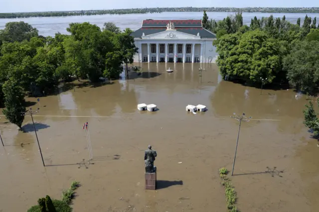 House of Culture flooding Nova Kakhovka