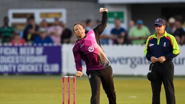 Roelof van der Merwe bowling for Somerset at Gloucestershire