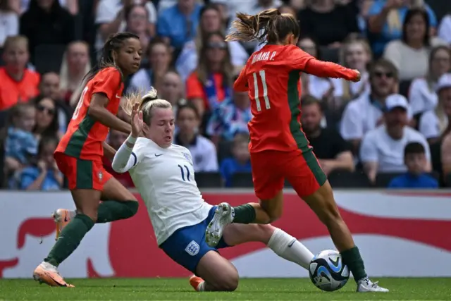 Tatiana Pinto and Lauren Hemp