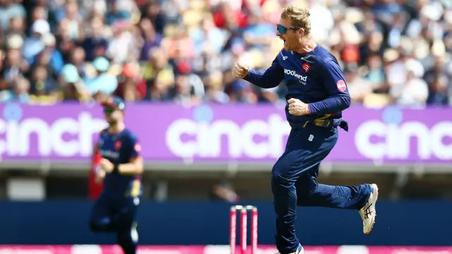 Simon Harmer of Essex Eagles celebrates taking the wicket of Liam Dawson of Hampshire Hawks