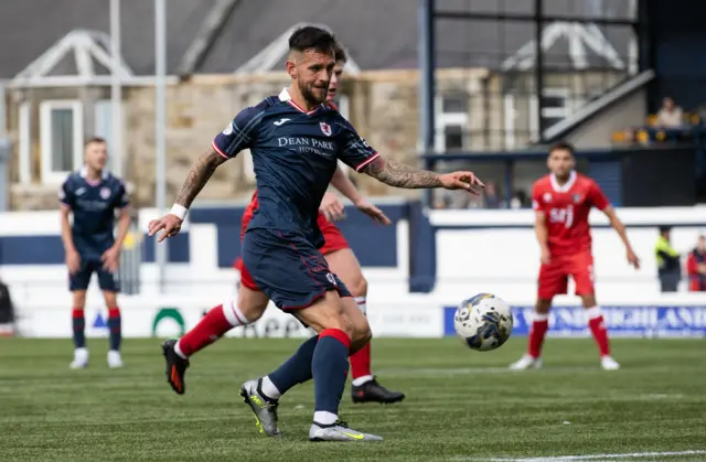 Raith Rovers' Dylan Easton scores to make it 1-1