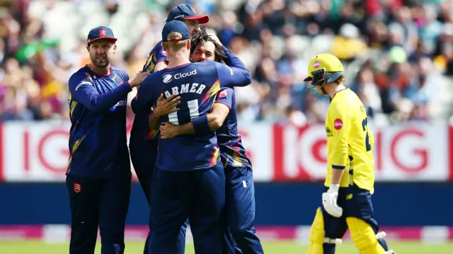 Shane Snater of Essex Eagles celebrates taking the wicket of James Vince of Hampshire Hawks