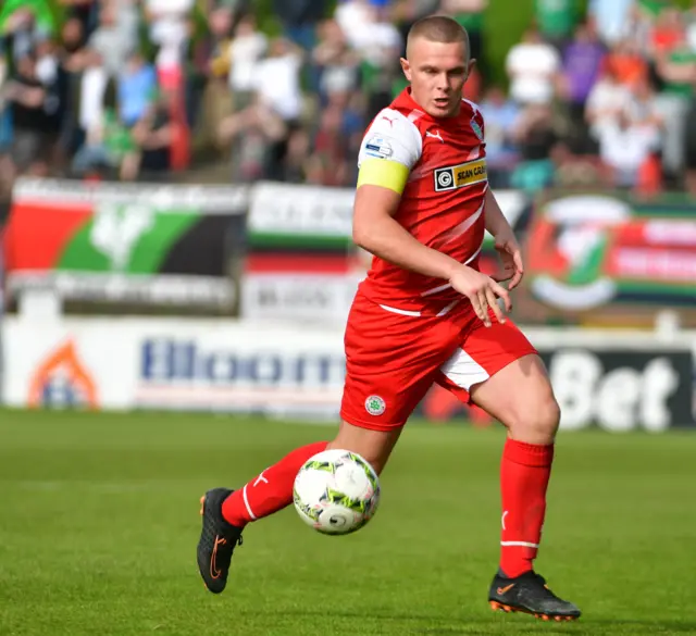 Levi Ives in action for Cliftonville