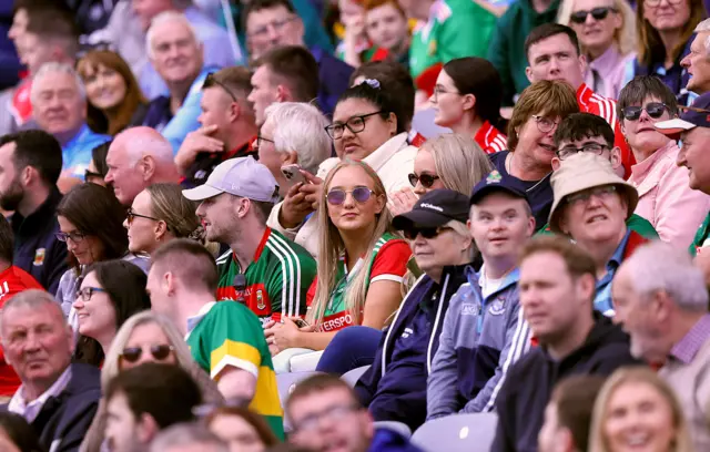 Mayo fans