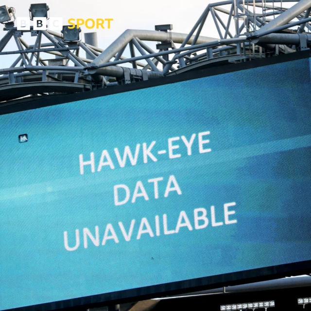 Hawk-eye fails during Saturday's second quarter-final