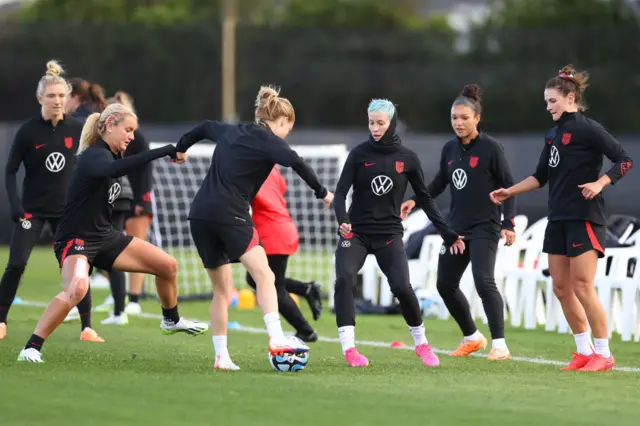 USWNT players do a rondo drill in opening training.