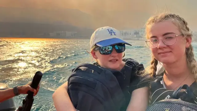 Brodie and Eilidh flee the Rhodes wildfires on the dinghy