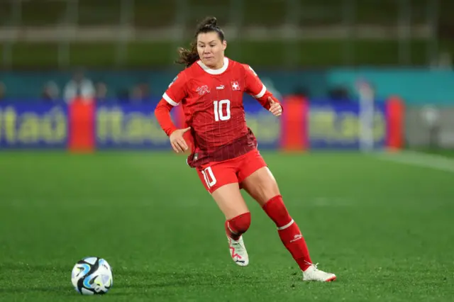 Ramona Bachmann carries the ball