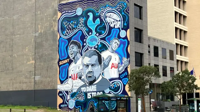 Tottenham Hotspur mural in Perth