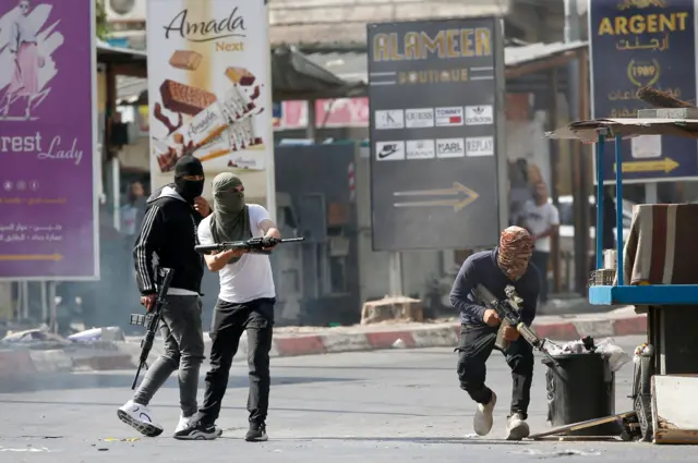 Palestinian gunmen in Jenin