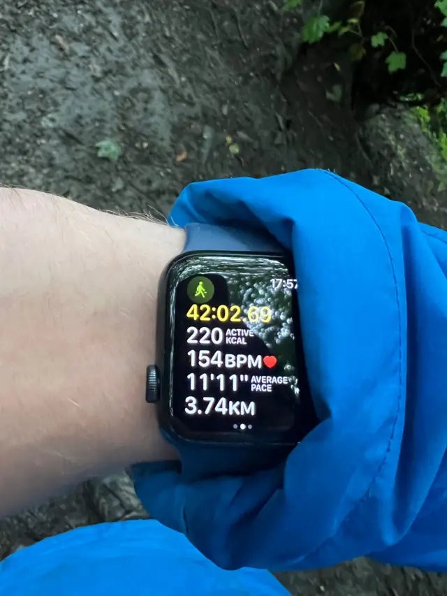 Phil's watch showing 154bpm