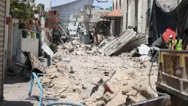 A view of debris on a street where the Israeli forces continue its attacks, in Jenin, West Bank on July 04,