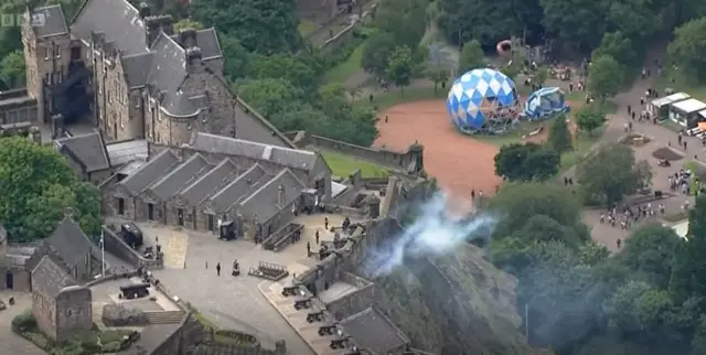 There's a 21-gun salute from Edinburgh Castle