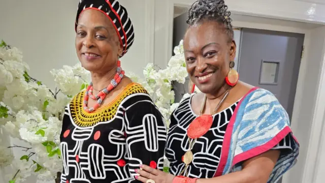 Women at the first Akum General Convention in London