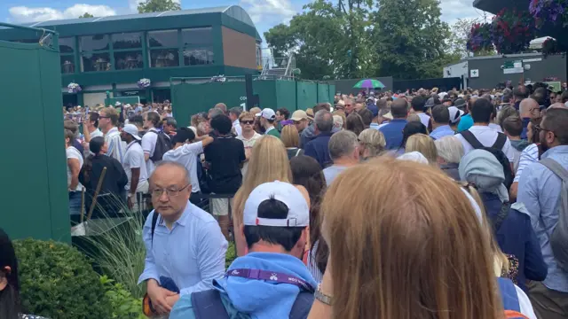 Wimbledon queues