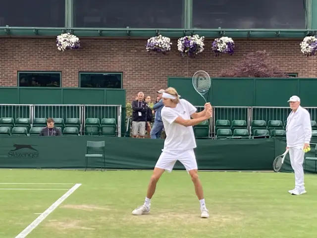 Zverev practising