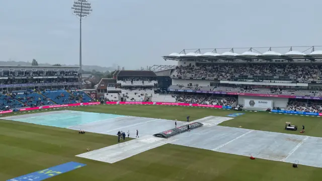 Headingley general view in the rain