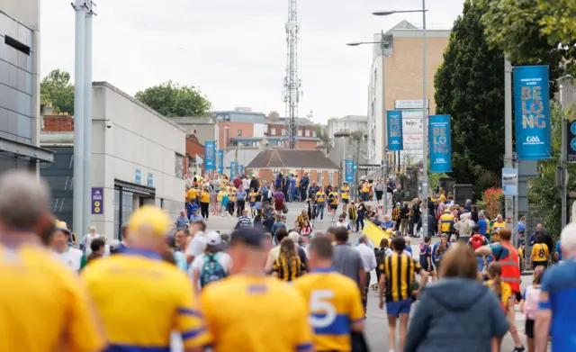 Cats and Banner fans walking to Croke Park