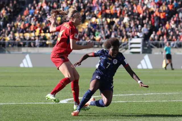 Netherlands penalty is turned down by VAR - Irene Paredes breathes a sigh of relief after shoving Lineth Beerensteyn