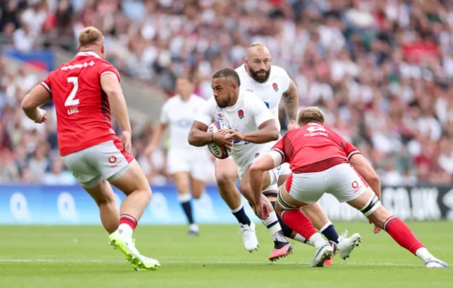 Taine Plumtree attempts to make a tackle