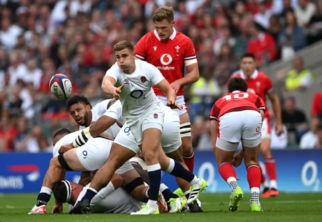 England's Jack van Poortvliet passing the ball from the base of a ruck