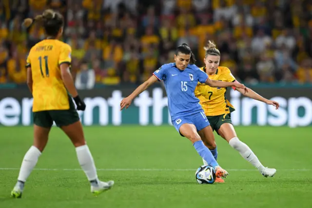 Australia 0-0 France