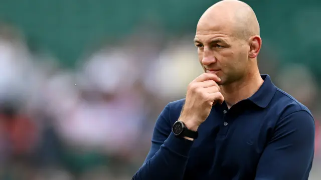 Steve Borthwick watches England warm up