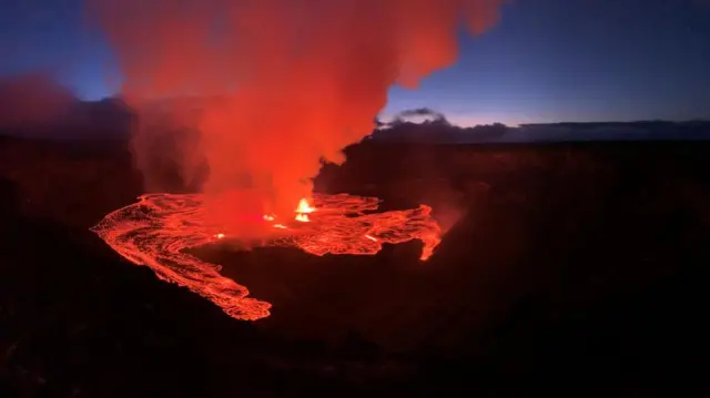 Kīlauea volcano in Hawaii erupting in June