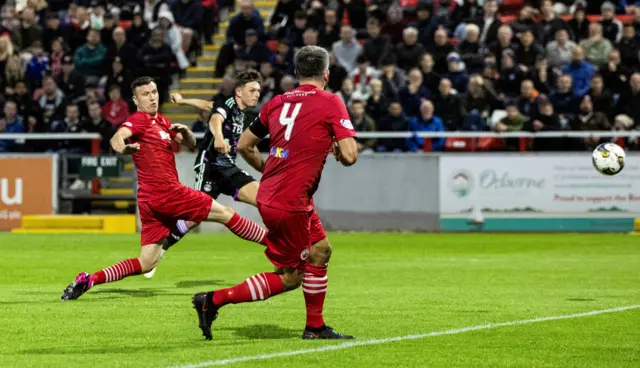 Leighton Clarkson zips his shot in for Aberdeen's second