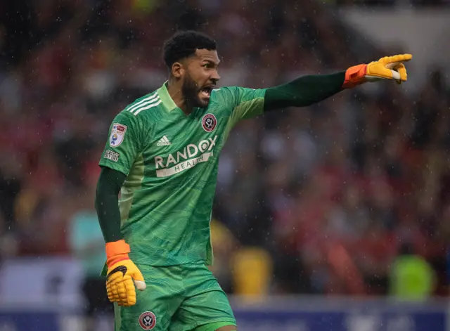 Wes Foderingham shouts instructions from the back