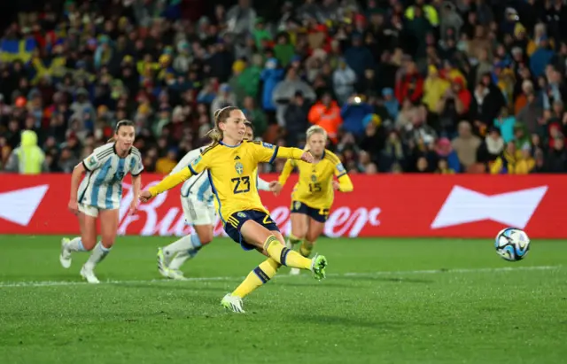 Argentina 0-2 Sweden