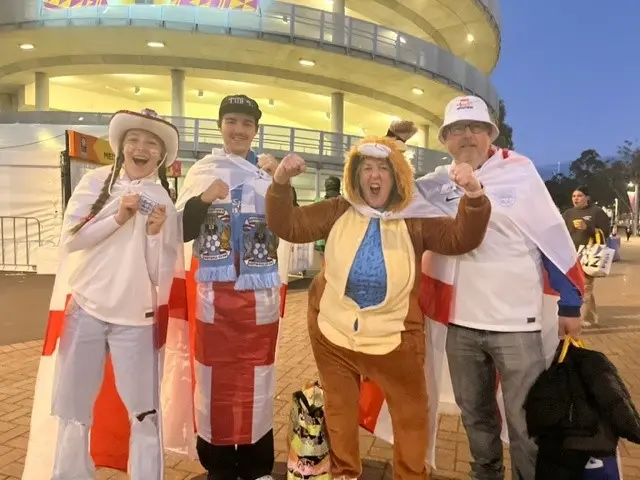 England fans arrive at Stadium Australia for the World Crup final