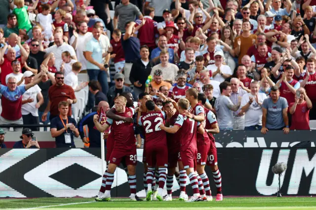 West Ham players celebrate