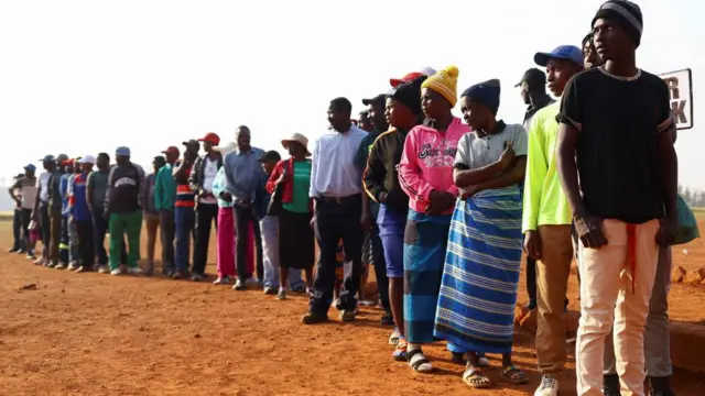 A voting queue in Kwekwe, Zimbabwe - 23 August 2023