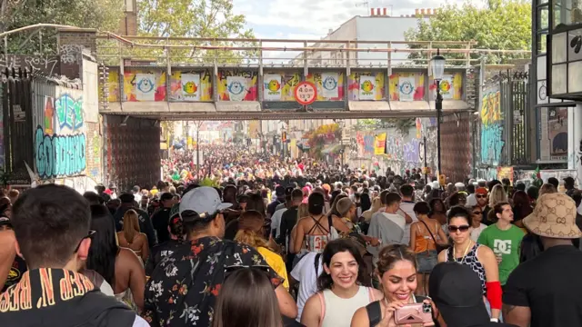 Crowds at notting hill carnival