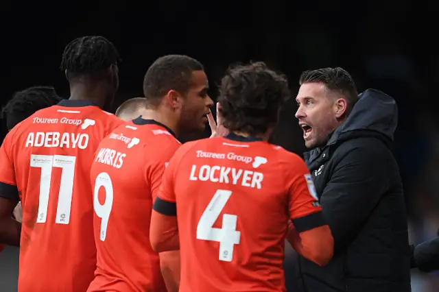 Rob Edwards gives instructions to Luton players last season at Kenilworth Road