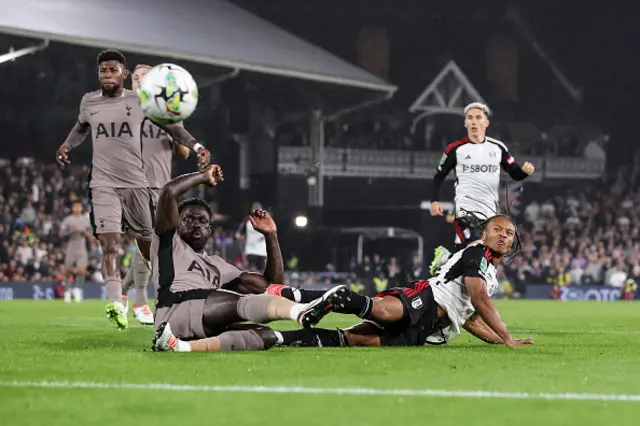 Bobby Reid of Fulham shoots during the Carabao Cup Second Round match