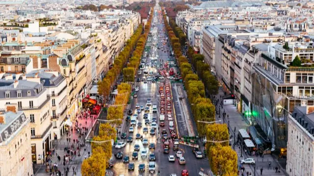 An aerial view of traffic on Avenue des Champs-Elysees