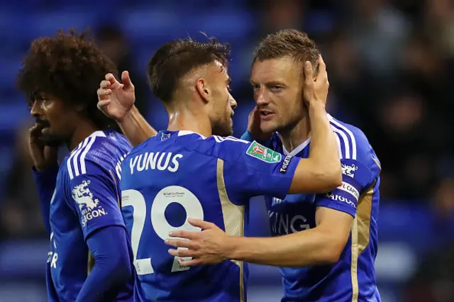 Jamie Vardy celebrates with teammate Yunus