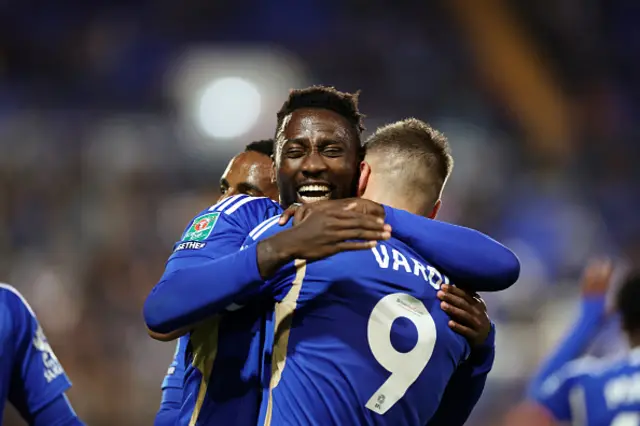 Wilfred Ndidi of Leicester City celebrates with Jamie Vardy of Leicester City