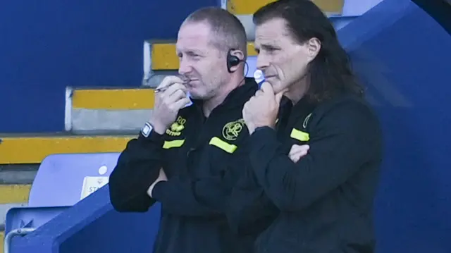 QPR boss Gareth Ainsworth (right)