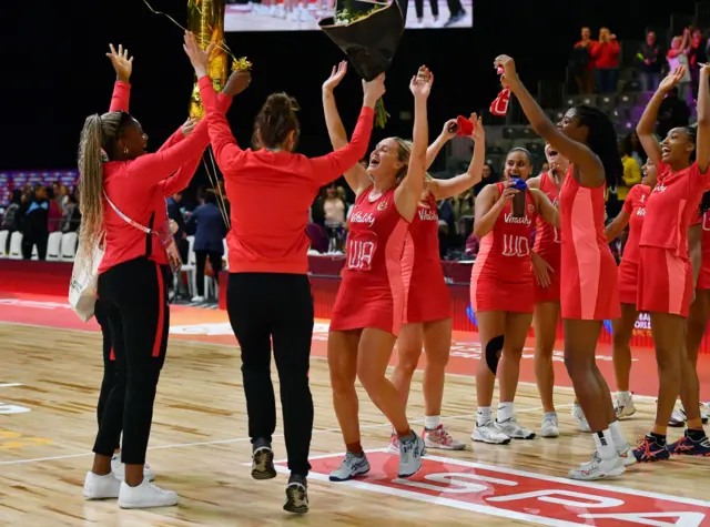 England celebrate win over Fiji