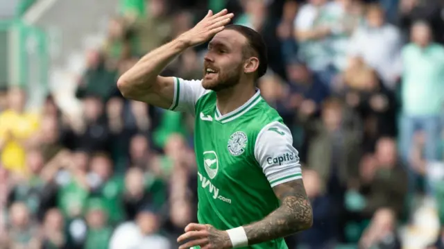 Hibernian 3-0 Inter Club D'Escaldes (agg 4-2)