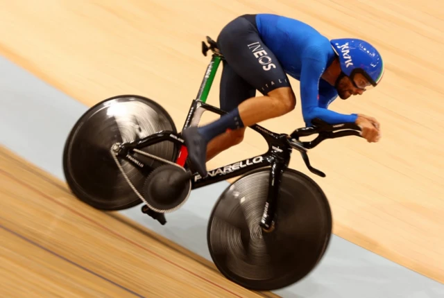 Italy's Filippo Ganna in action during the men's elite individual pursuit qualification