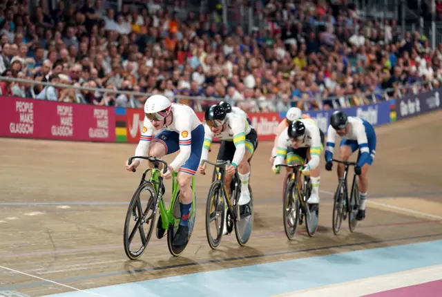 Hamish Turnbull in keirin action