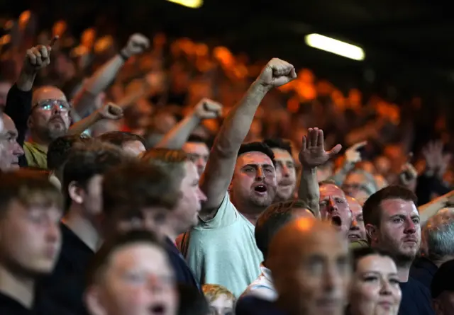 Luton Town fans