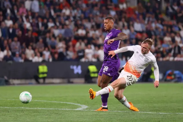 Jarrod Bowen scores the winner for West Ham against Fiorentina in the Europa Conference League final