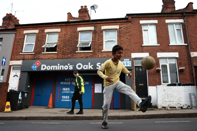 Kenilworth Road