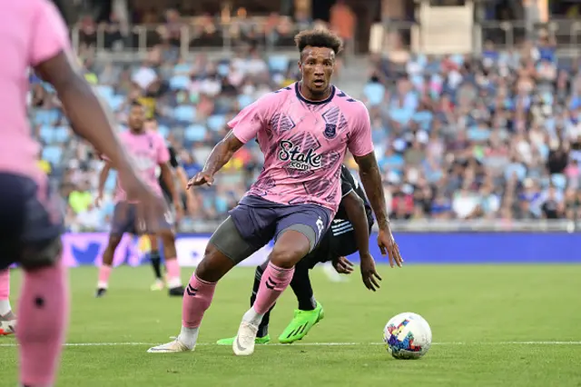 Jean-Philippe Gbamin on the ball during pre-season